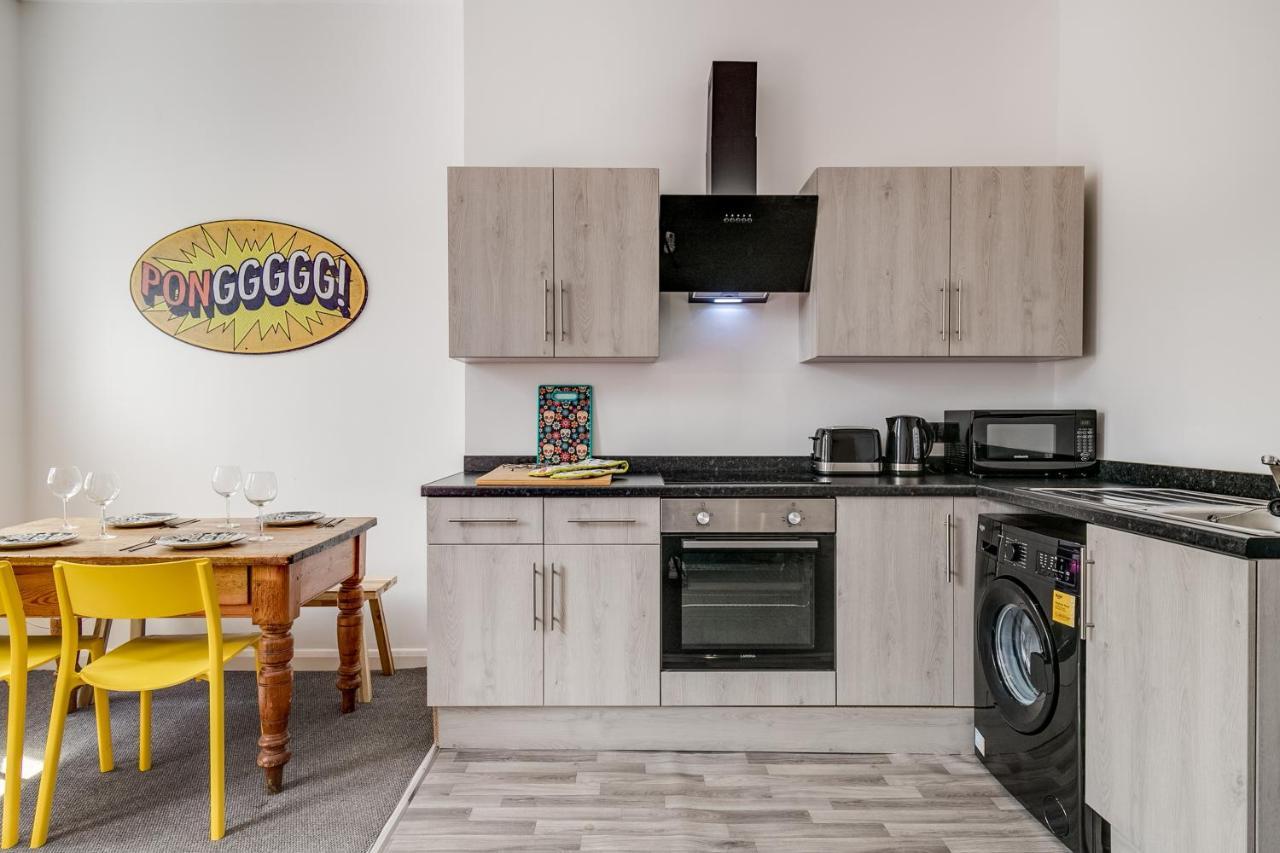 Beachside Bolthole Apartment *